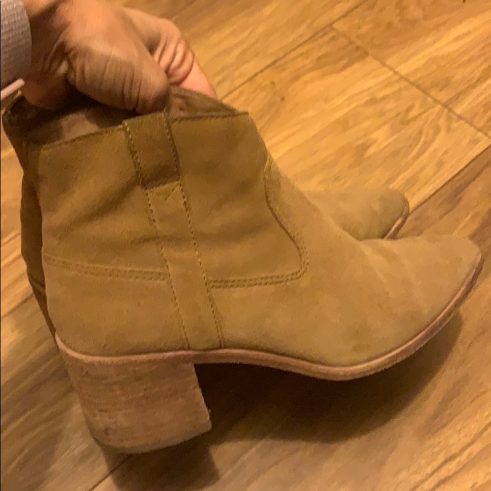 Madewell Suede Tan Ankle Boots
